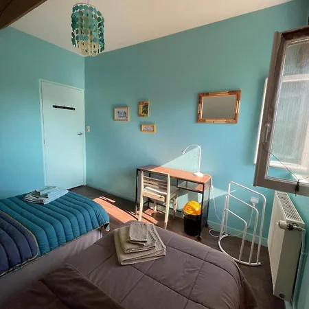 D'hotes Lefoulon Bed & Breakfast *